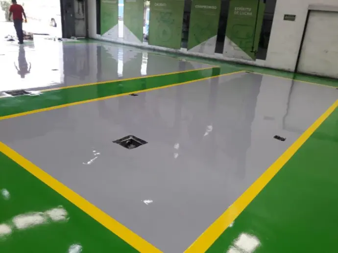 Pisos epóxicos industriales